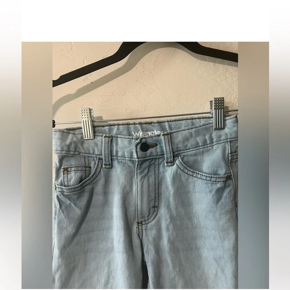 Wrangler Boys Red Short Sleeve Button-Up Shirt & Light Denim Pants Size XS (4/5)